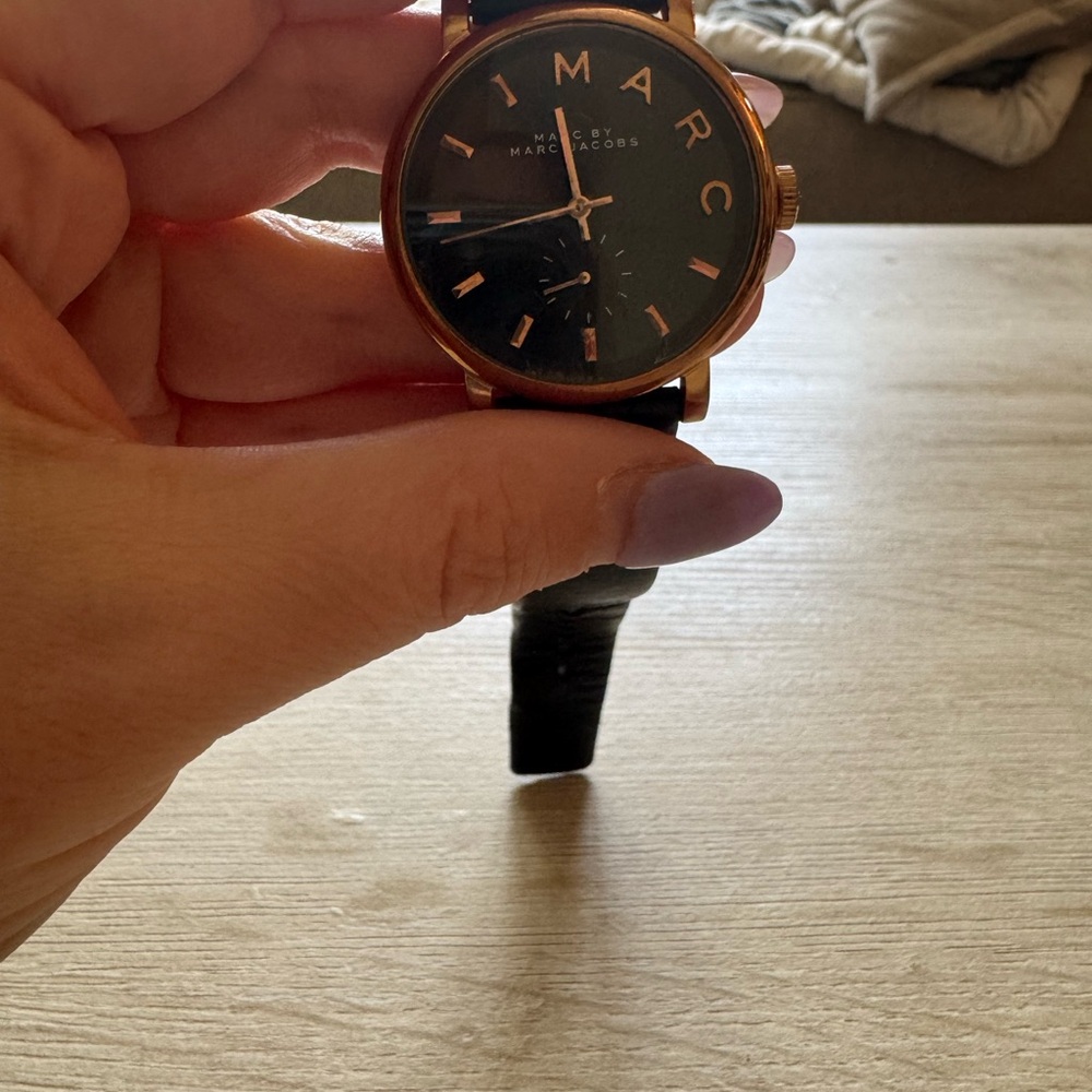Marc Jacobs Men's Watch with Black Dial and Gold Accents